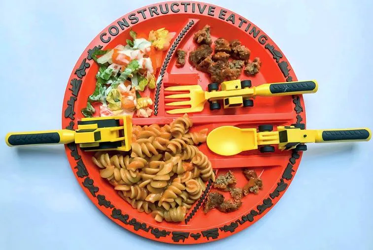 Constructive Eating Plate & Cutlery Set - Construction